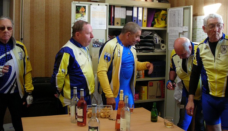 2012-05-24 03 Y a ce qu_il faut.JPG